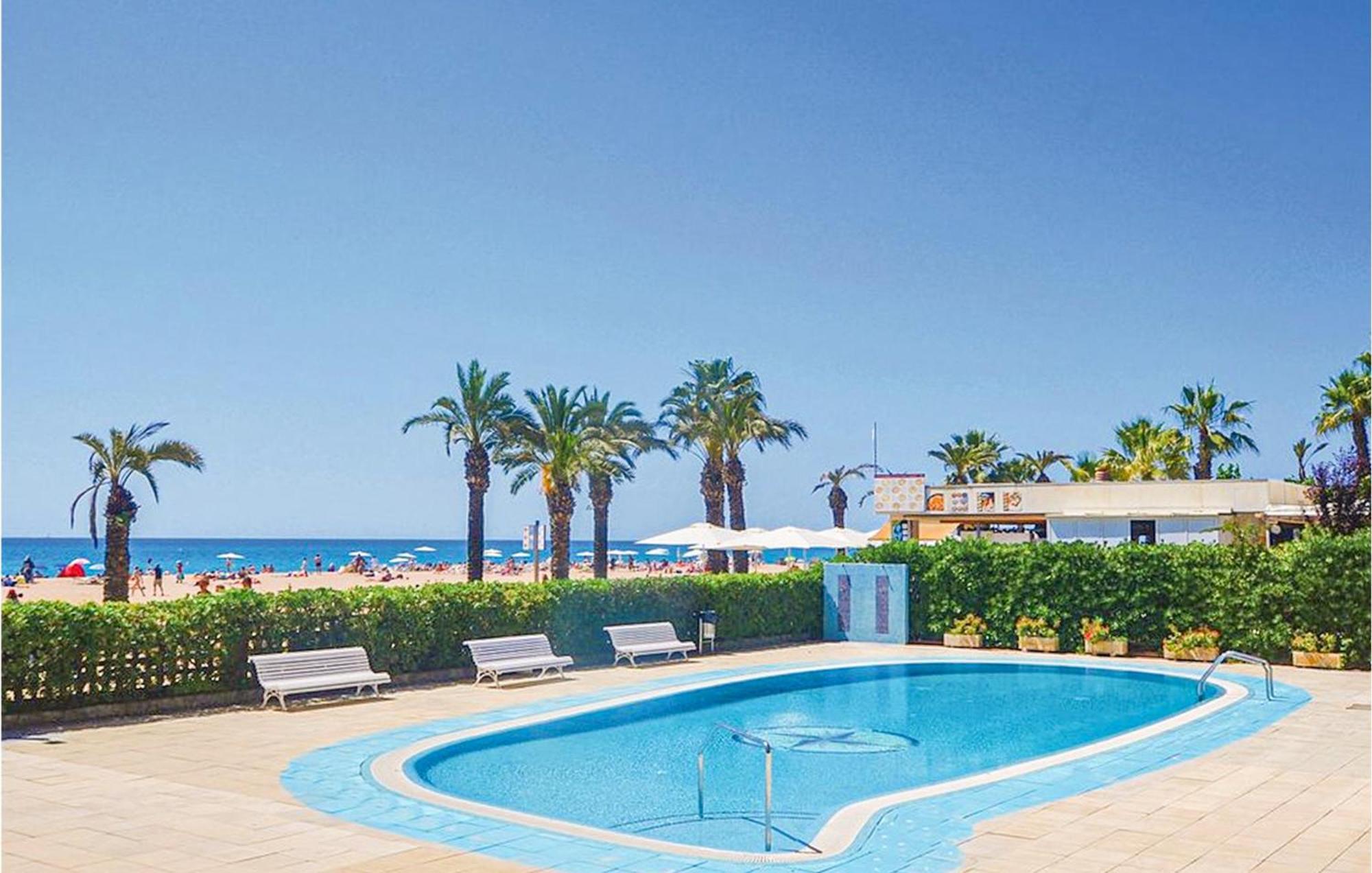 Awesome Apartment In Santa Susanna With Kitchen Экстерьер фото